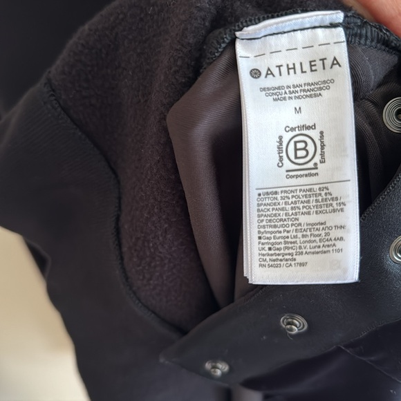 Athleta sweatshirt velvet sleeves - Picture 7 of 7